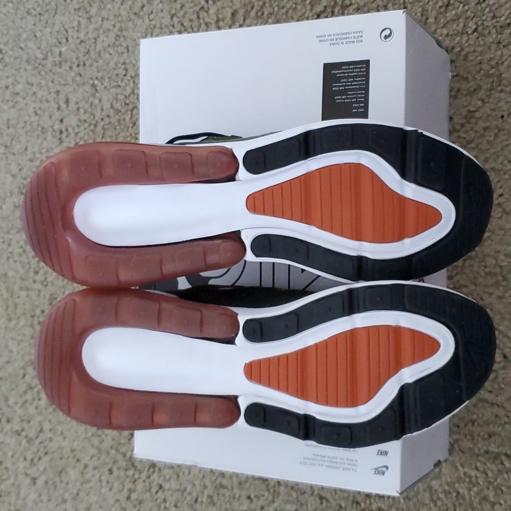New Air Max 270 - Picture 5 of 7